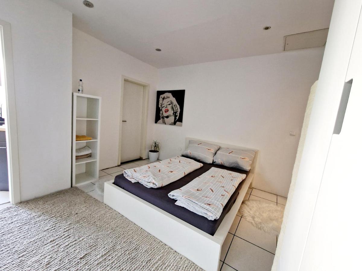 Gruppenfreundliches Apartment Herzogenaurach Exteriér fotografie